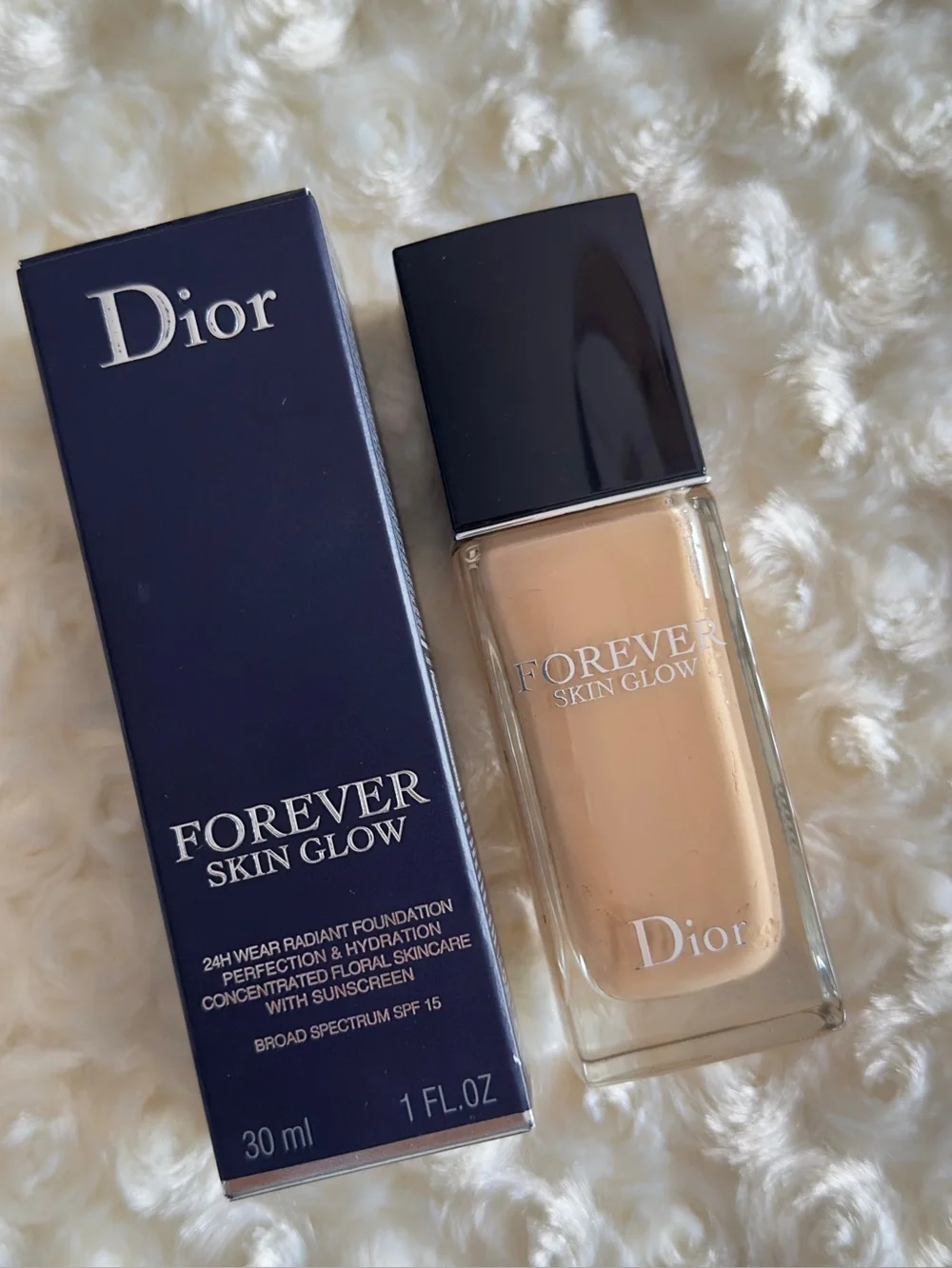 Dior • Forever Skin Glow Foundation